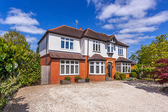 Russell Road, Tokers Green - SOLD for £1,095,000