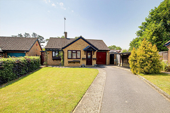 Ilex Close, Sonning Common - SOLD for £475,000
