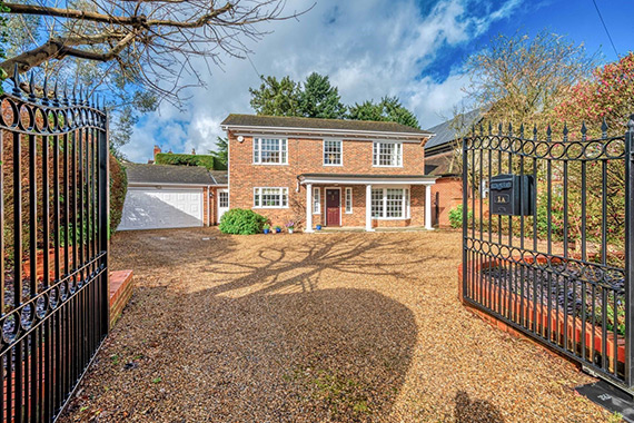 Darell Road, Caversham Heights – SOLD FOR £1,125,000