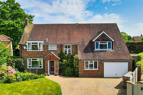 Old Barn, Emmer Green – SOLD FOR £1,005,000